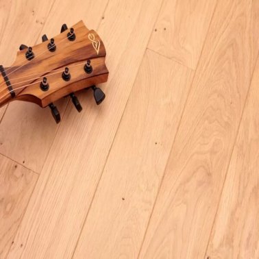 Parquet massif Chêne brut 23mm 70x250-1200mm Rustique bord droit Colis 1,008m²