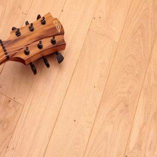 Parquet massif Chêne brut 23mm 90x250-1200mm Rustique bord droit Colis 1,08m²