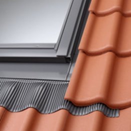 VELUX RACCORD EDJ MK06 0000 78X118 GRIS POSE ENCASTREE SUR TUILE