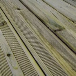 Lame de terrasse Pin 26x145mm 3m90 traité classe 4 vert profil Naos striée coins arrondis 